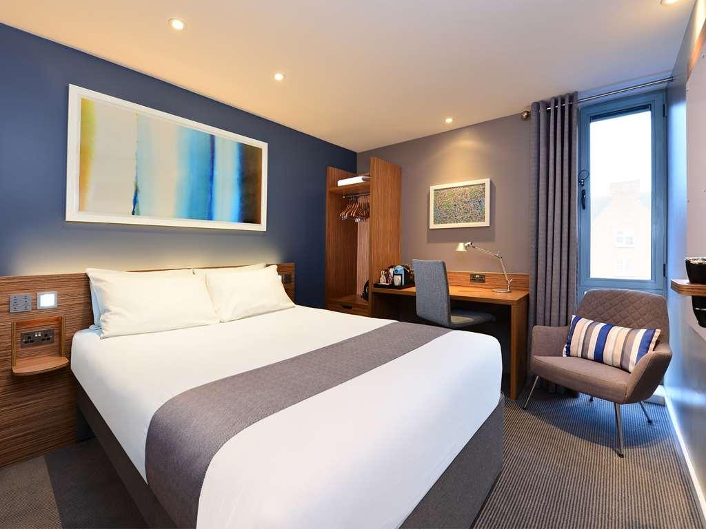 Travelodge London Euston Номер фото